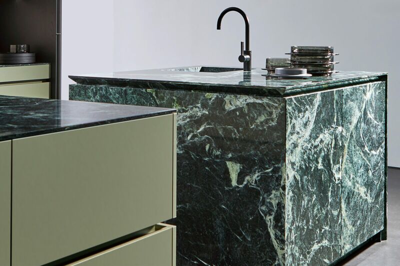 Tauern Green + Linoleum + Furnier Brettstruktur